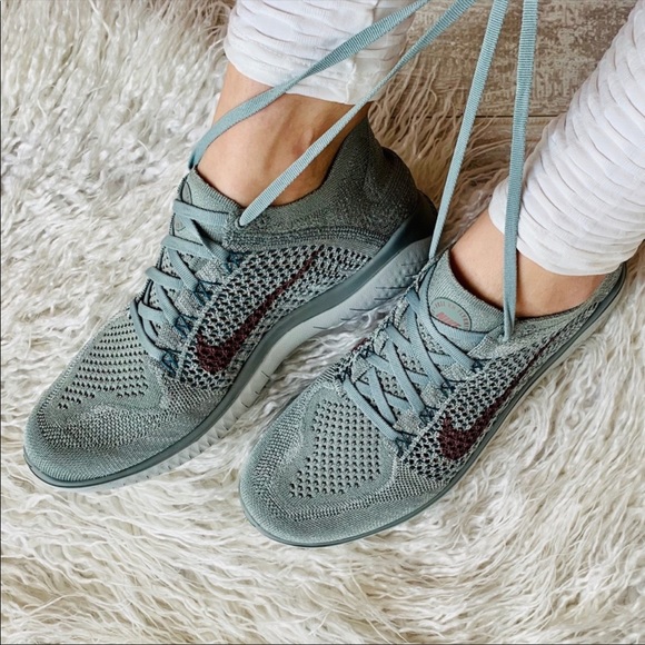 NWT Nike Free RN Flyknit - Picture 6 of 15